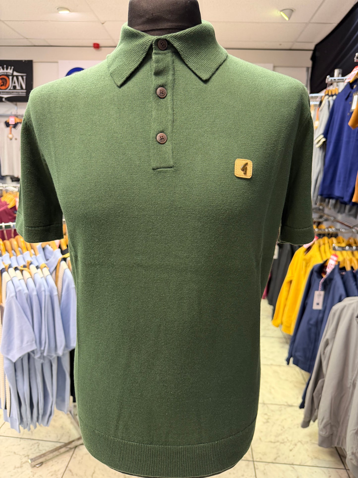 Gabicci Vintage Jackson Short Sleeve Plain Knitted Polo - Forest